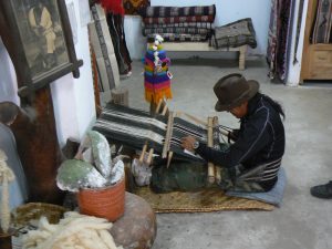 artisan weavers in Ecuador